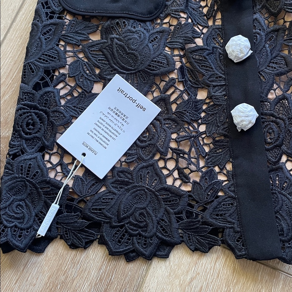 Self-Portrait Black Floral Lace Mini Dress with Statement Buttons. NWT! - Picture 6 of 16